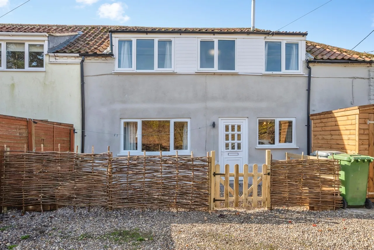 2 bed character property for sale, Booton Road, Cawston, NR10