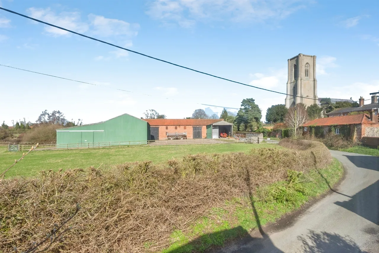 Booton Road, Cawston, NR10, photo 13