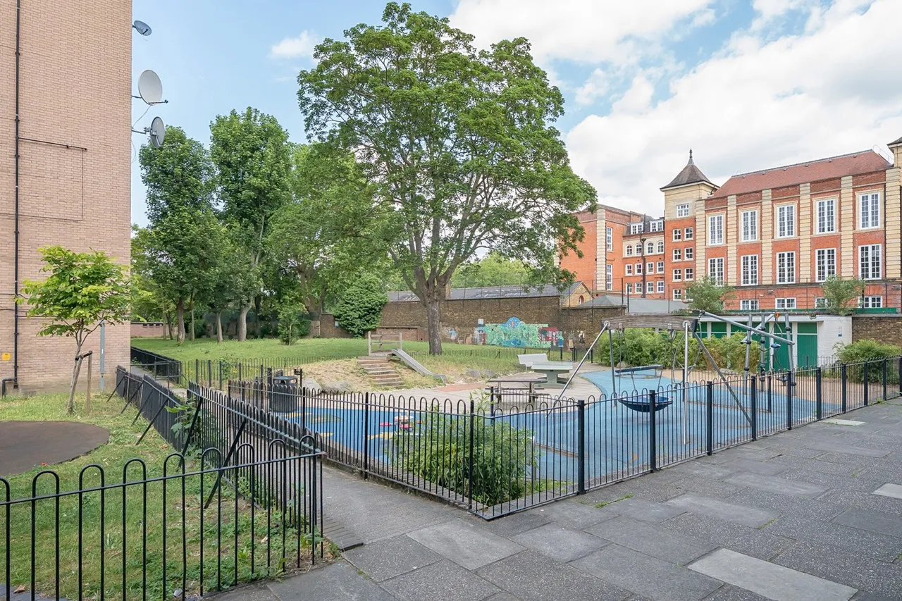 Sceaux Gardens, SE5, photo 21