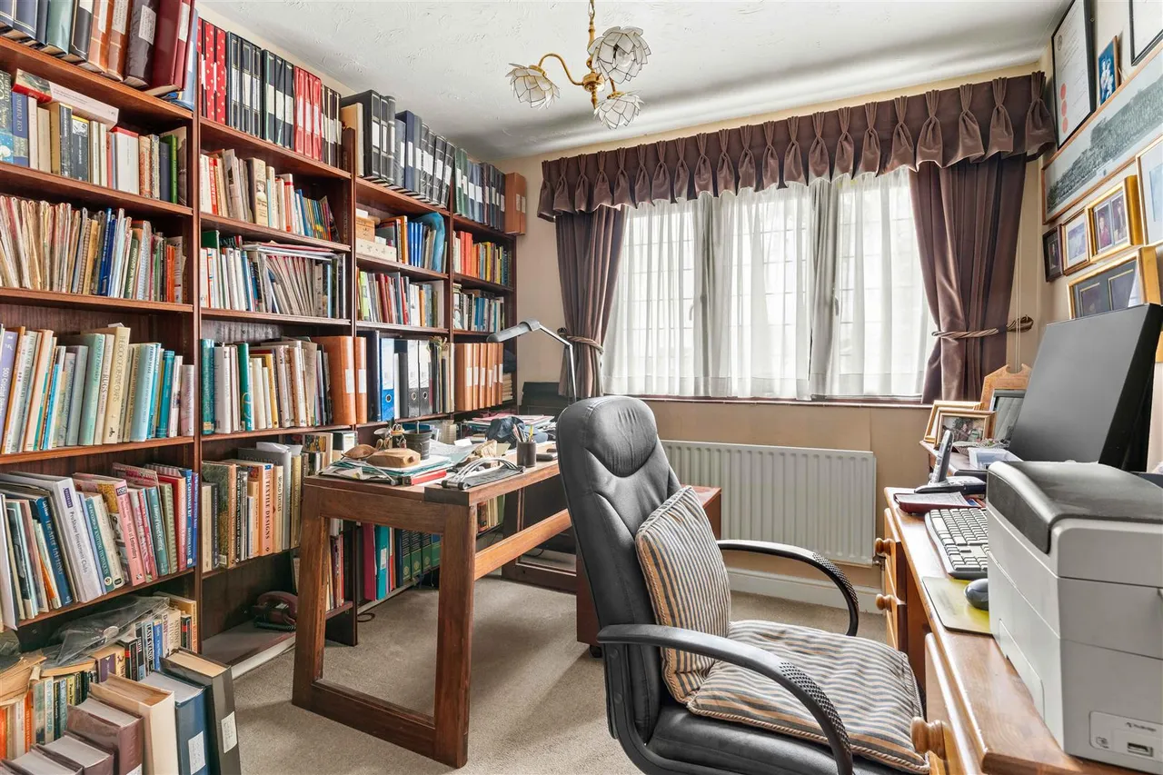 St. Marys Close, Aston, Stevenage, Herts, SG2 7EQ, photo 10