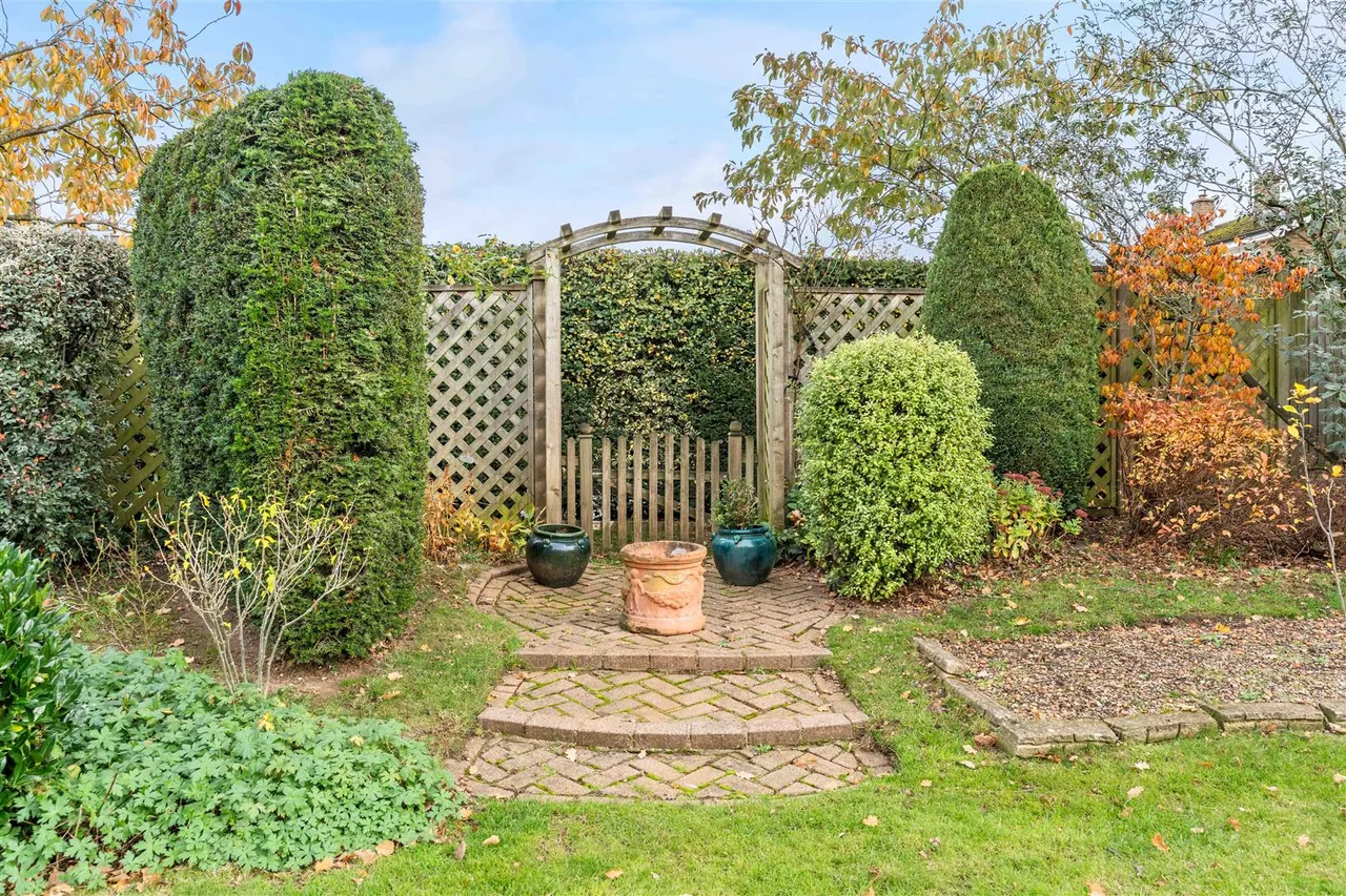 St. Marys Close, Aston, Stevenage, Herts, SG2 7EQ, photo 31