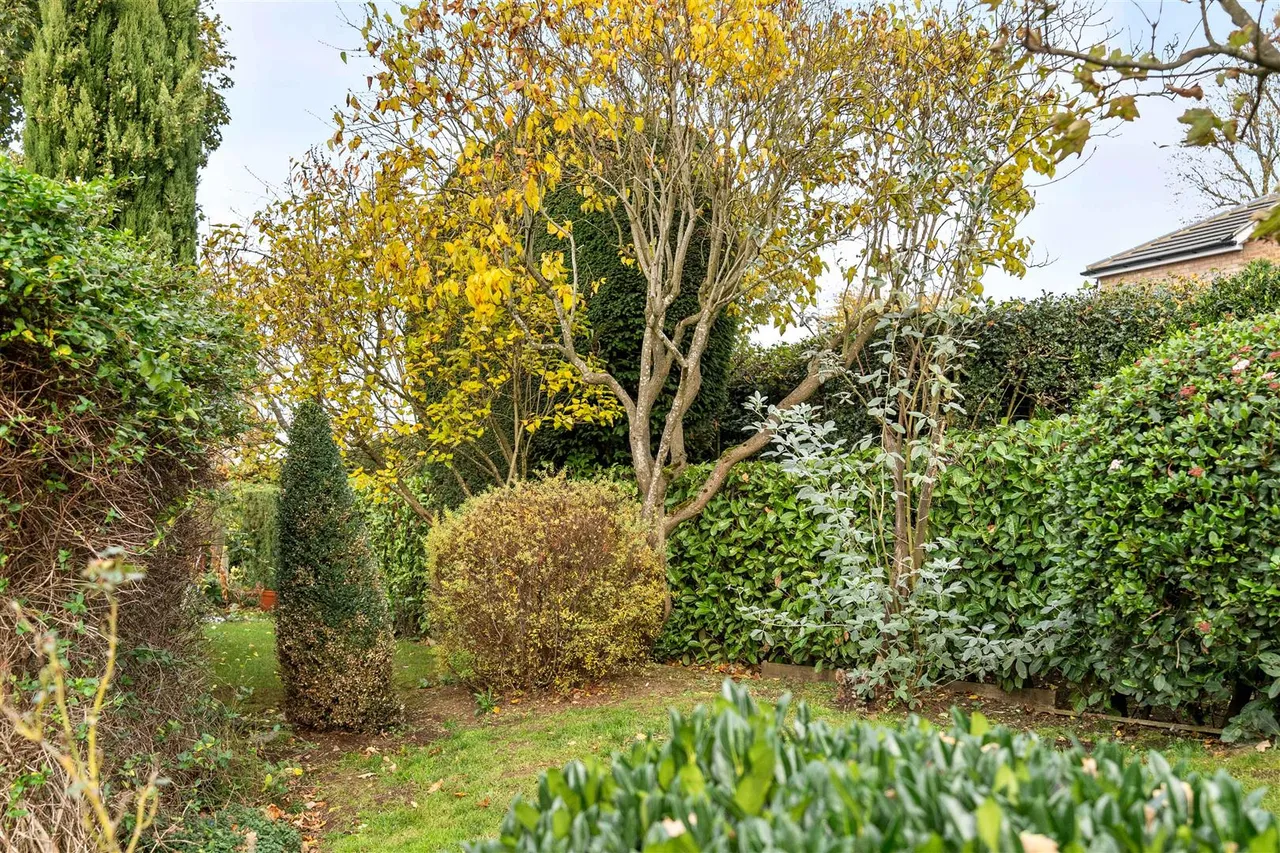 St. Marys Close, Aston, Stevenage, Herts, SG2 7EQ, photo 33