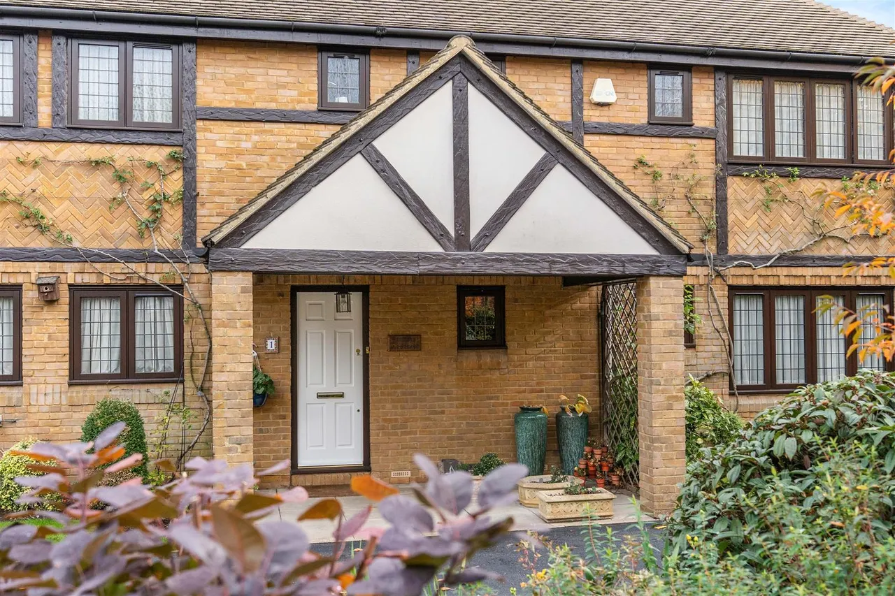 St. Marys Close, Aston, Stevenage, Herts, SG2 7EQ, photo 36