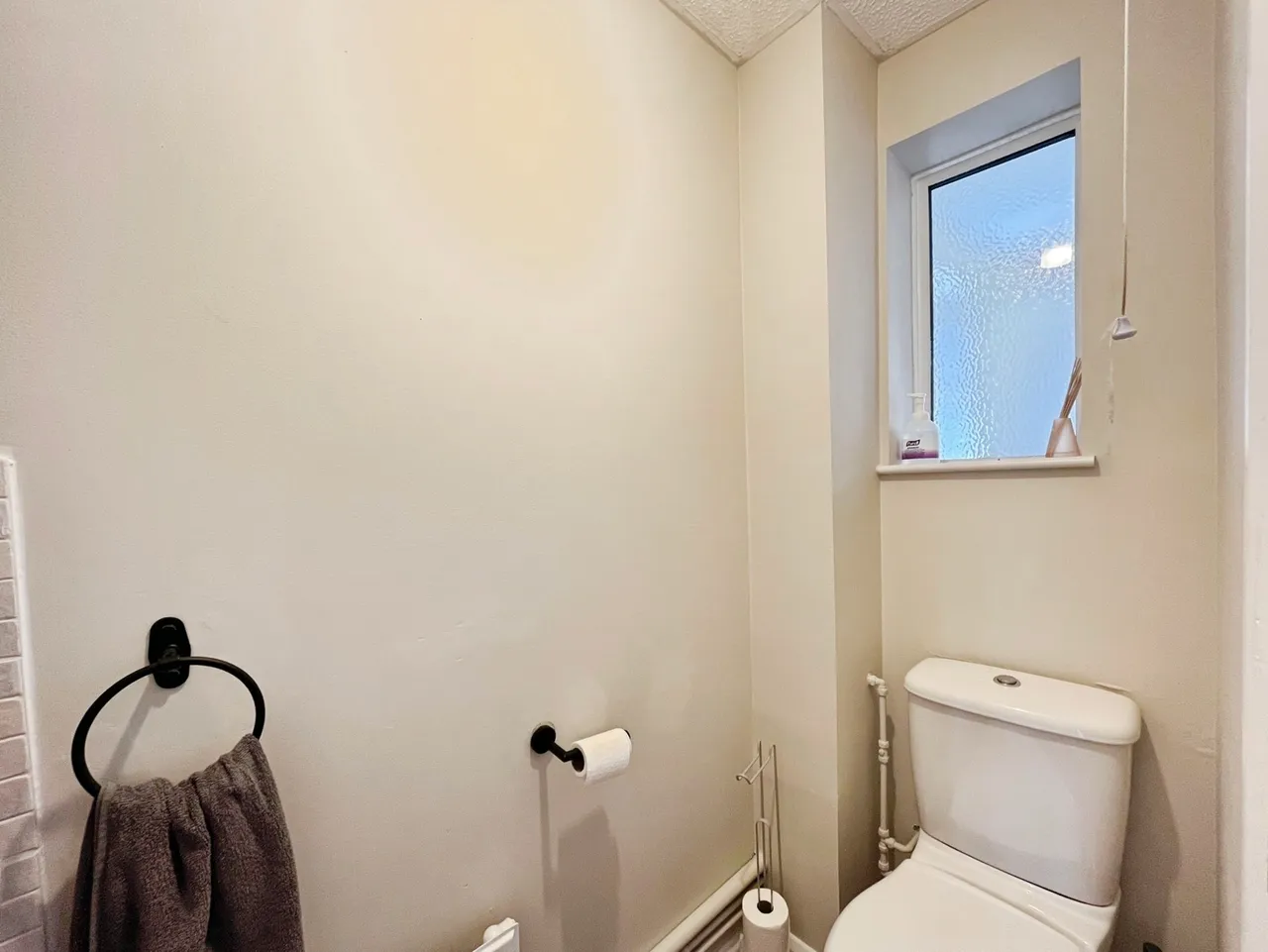 Hawthorn Rise, Hook, Hampshire, RG27 9RG, photo 7