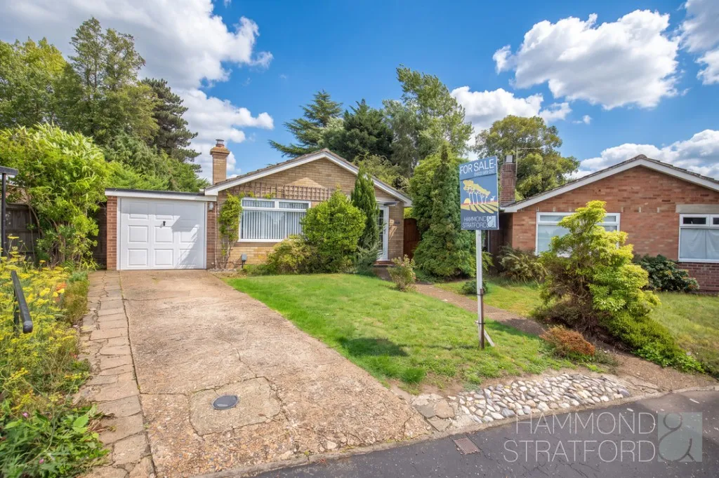 3 bed house for sale, Bek Close, Eaton