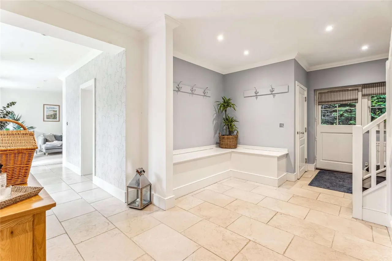 Stratton Chase Drive, Chalfont St. Giles, Buckinghamshire, HP8 4NS, photo 10