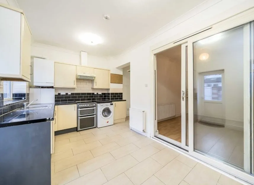 Cromer Road, Tooting, SW17, photo 2