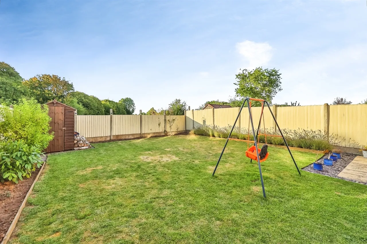 Bernard Avenue, Hucknall, NG15, photo 19