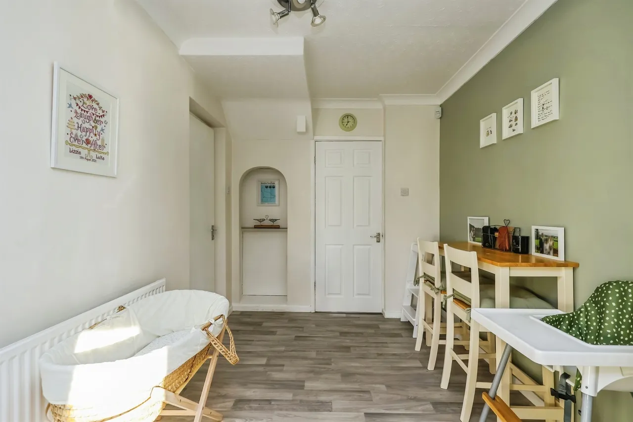 Bernard Avenue, Hucknall, NG15, photo 8