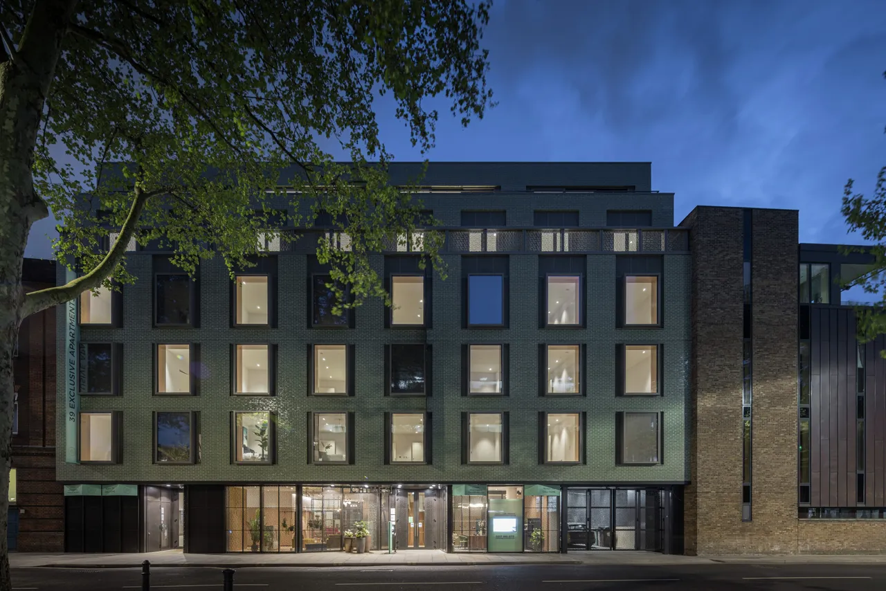 Horseferry Road, London, SW1P, photo 2