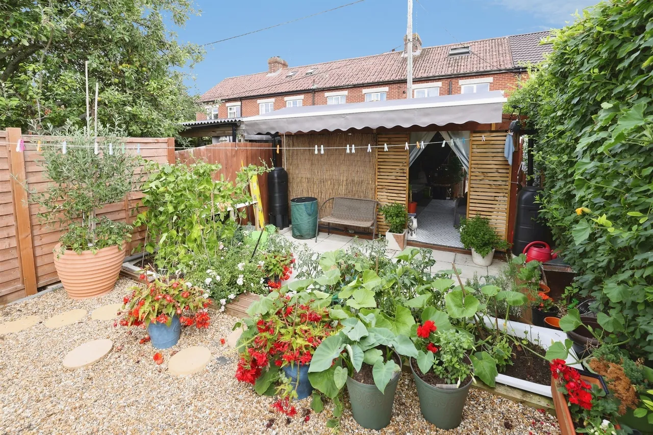 Netheravon Road, Durrington, SP4, photo 14