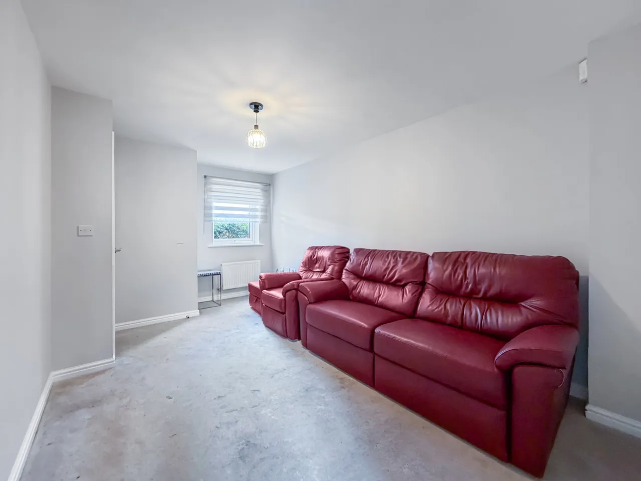 Sanderling Close, East Tilbury, RM18, photo 7