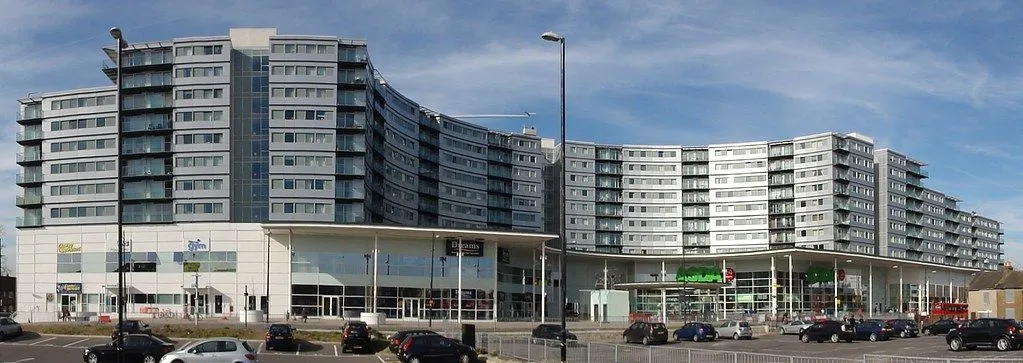 1 bed house to rent — The Blenheim Centre, Prince Regent Road, Hounslow