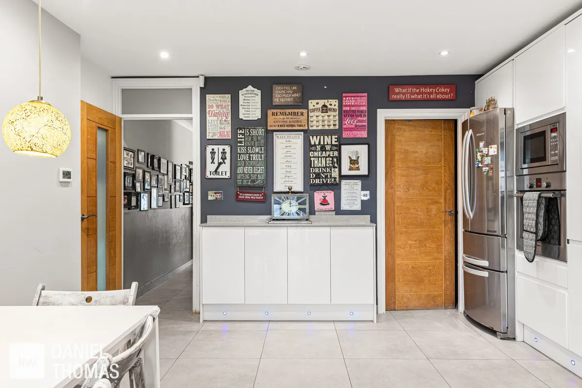 Freemantle Avenue, Enfield, EN3, photo 6
