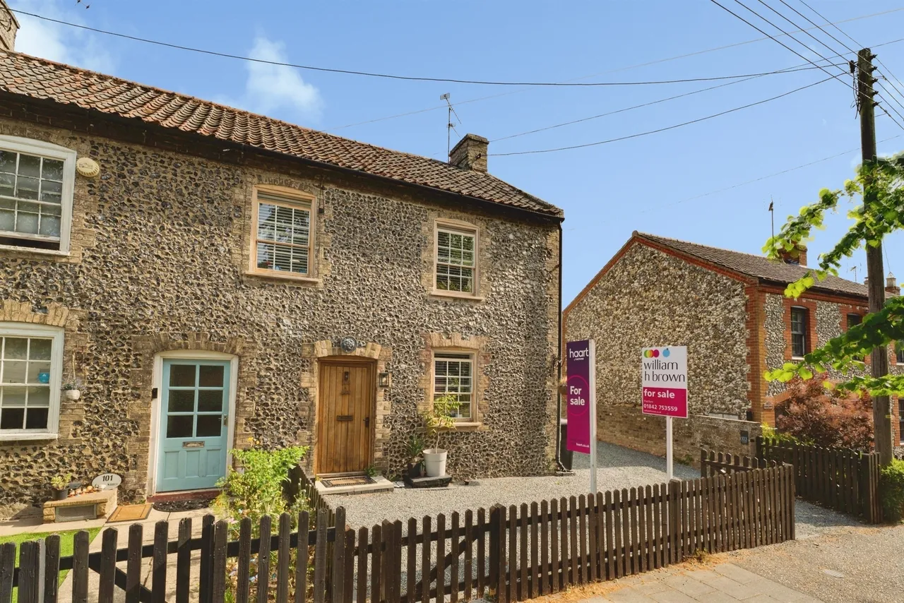 3 bed house for sale, Castle Street, Thetford, IP24