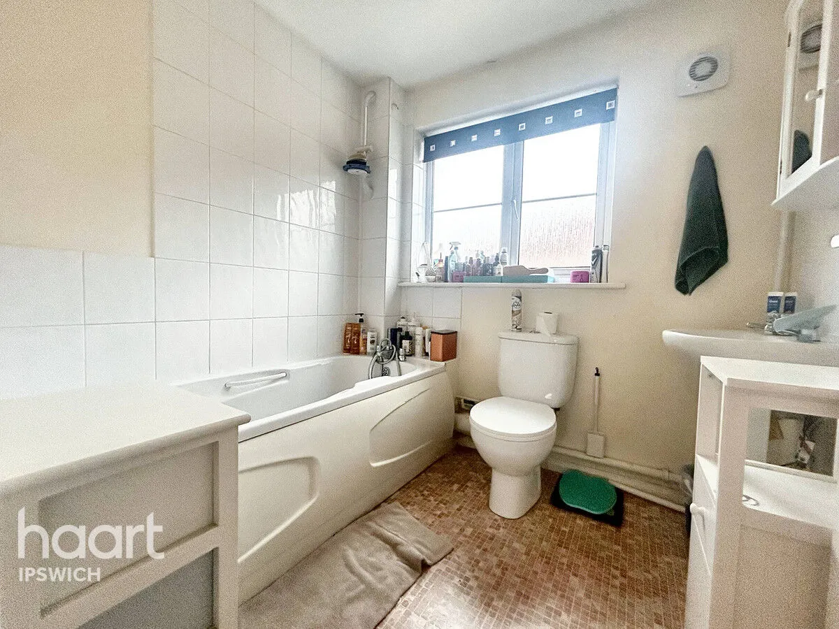 Aberdare Close, Ipswich, IP2, photo 10