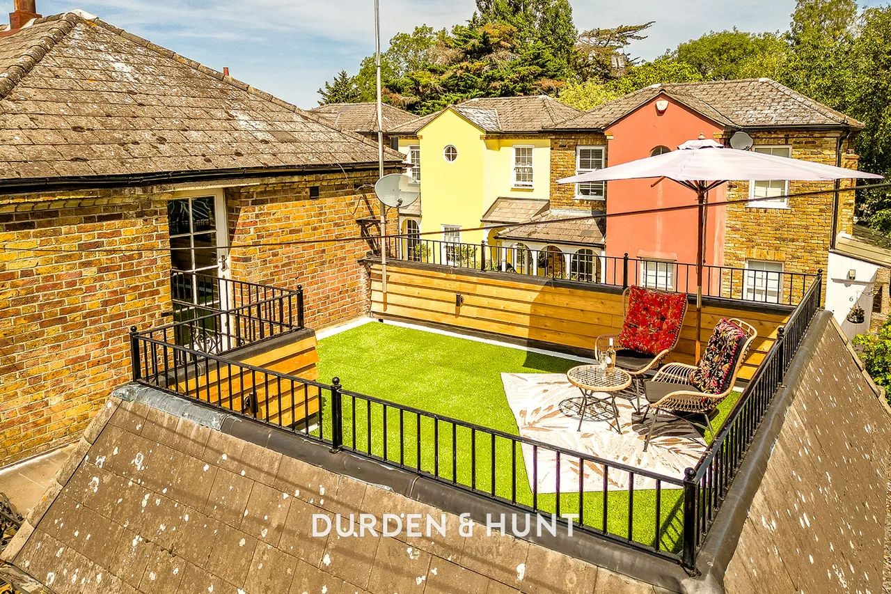 Mews Place, Woodford Green, IG8, photo 33
