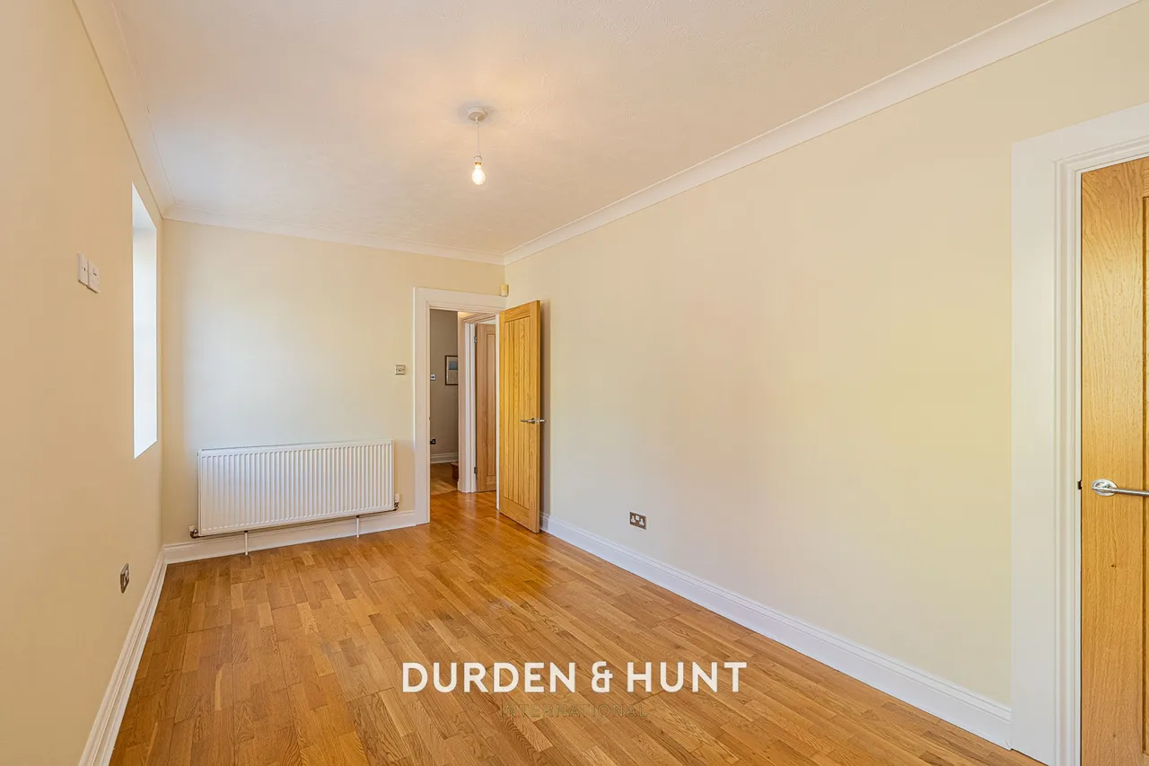 Mews Place, Woodford Green, IG8, photo 14