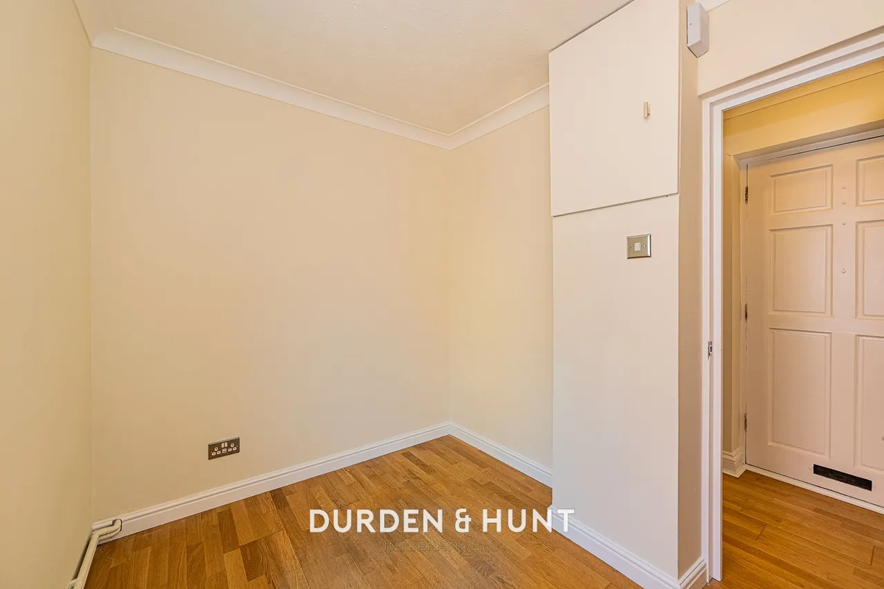 Mews Place, Woodford Green, IG8, photo 25