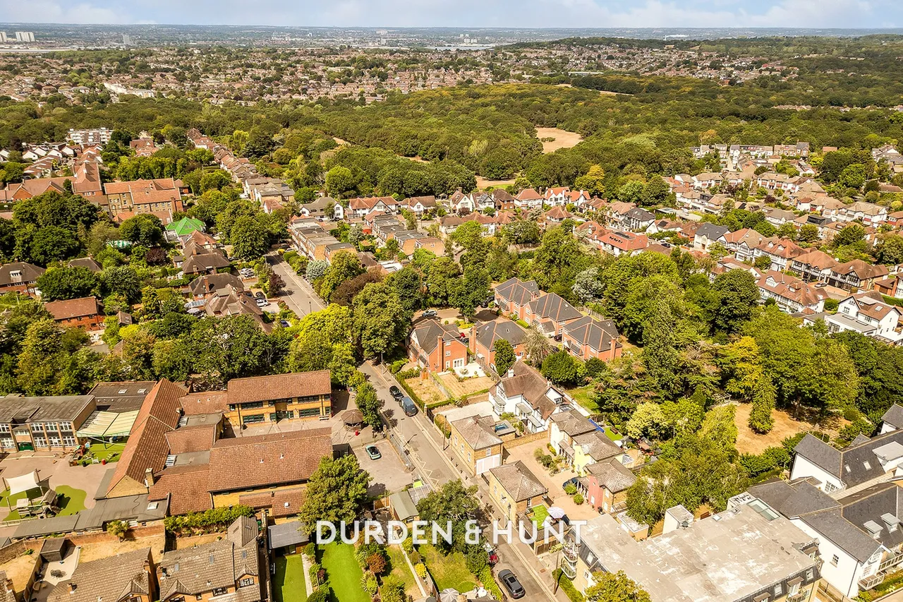 Mews Place, Woodford Green, IG8, photo 34