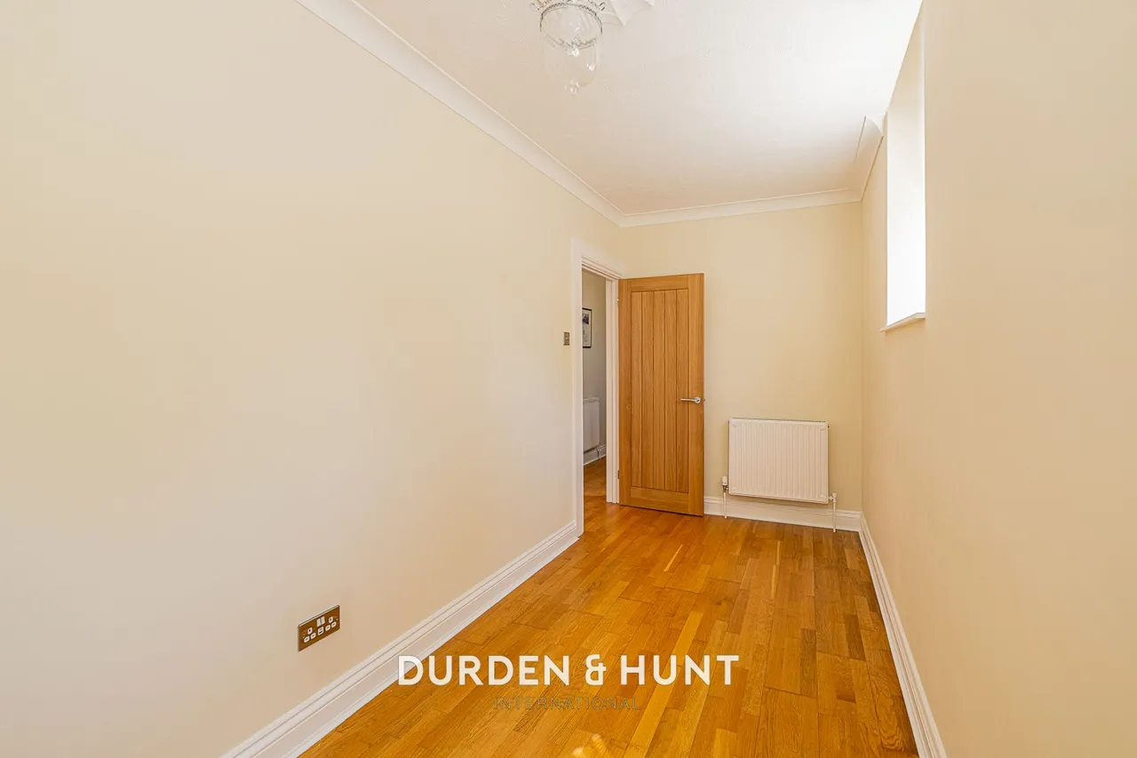 Mews Place, Woodford Green, IG8, photo 17