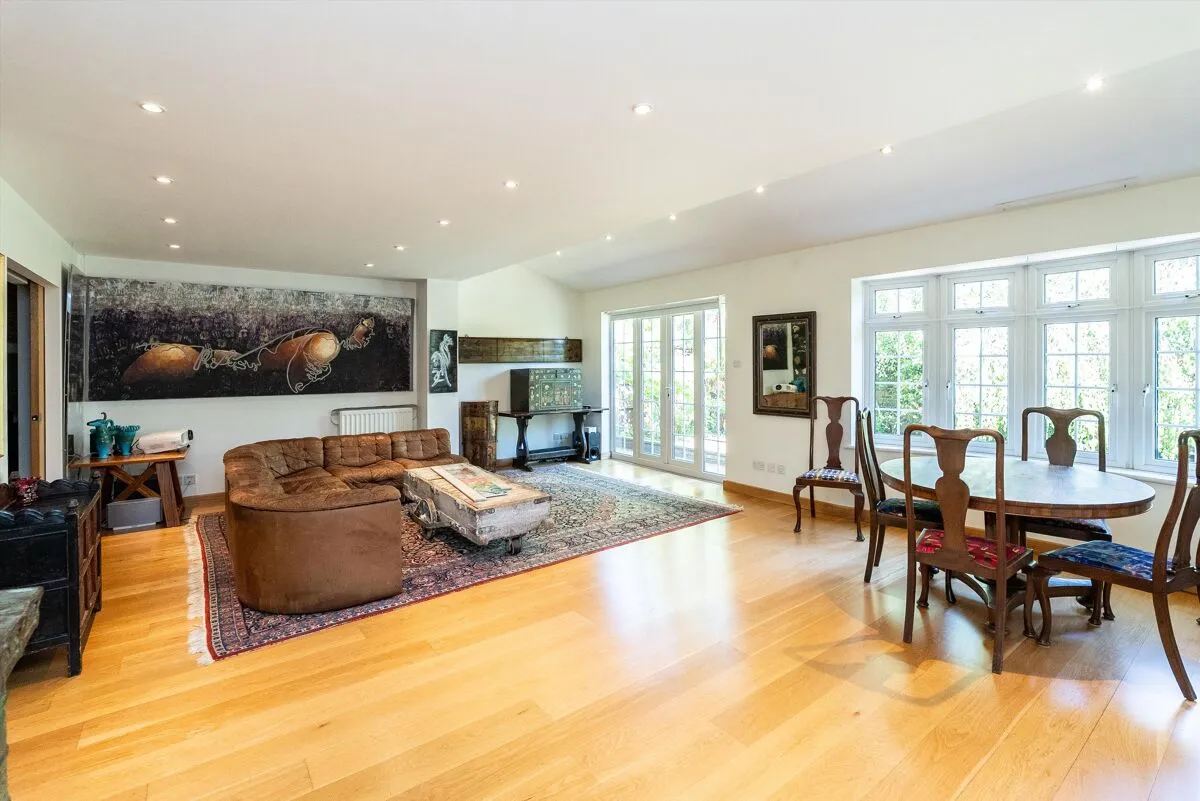 Peregrine Way, London, SW19, photo 8