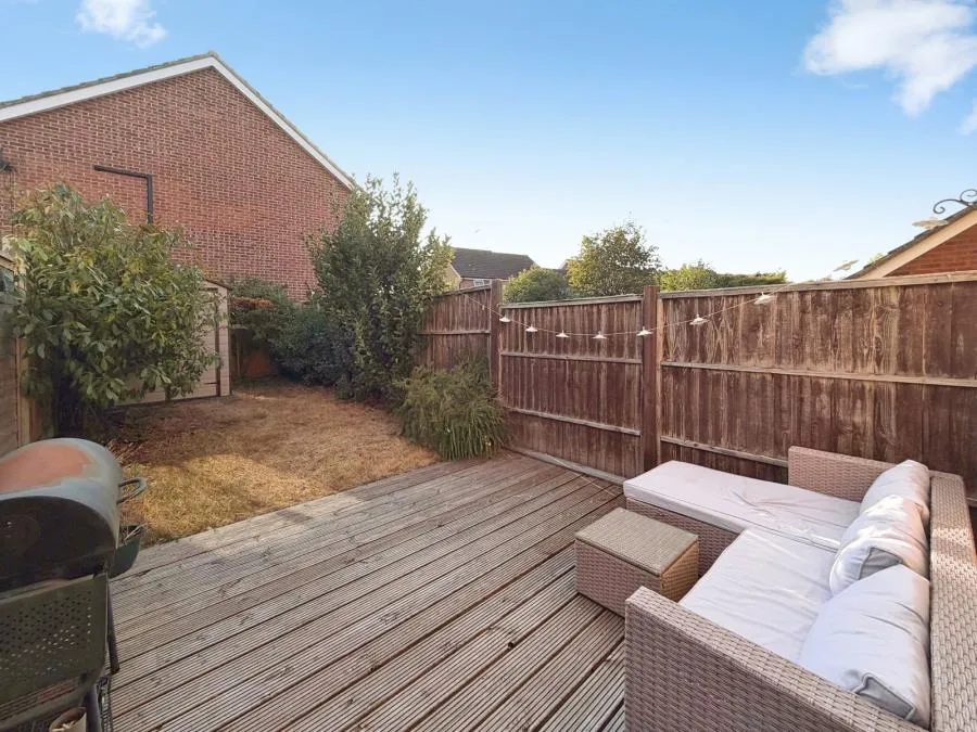 Deller Street, Binfield, RG42, photo 4