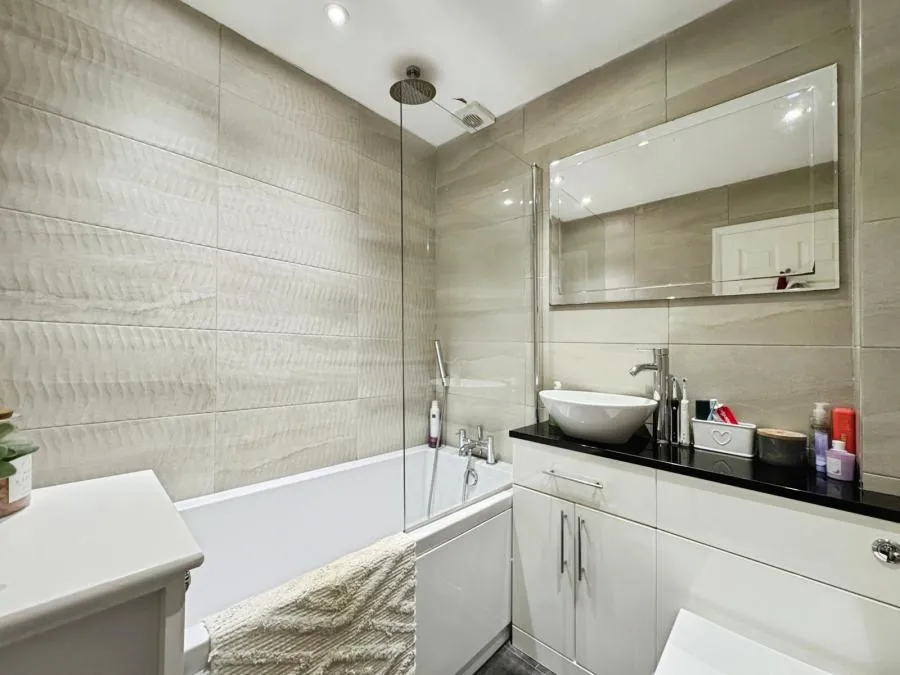 Deller Street, Binfield, RG42, photo 5