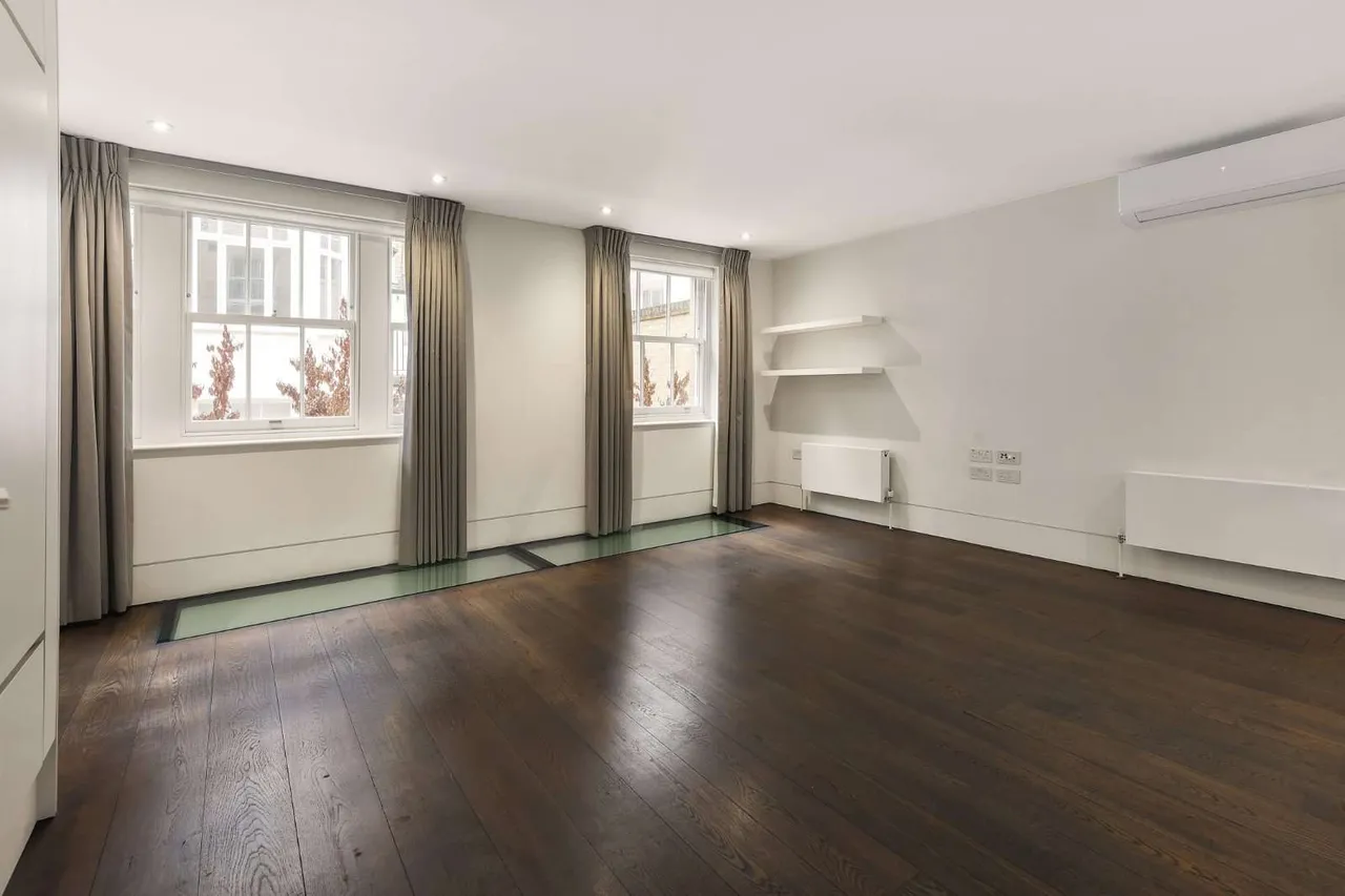 Cadogan Lane, London, SW1X, photo 14