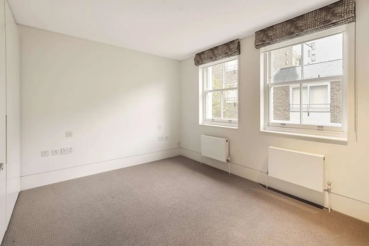 Cadogan Lane, London, SW1X, photo 19