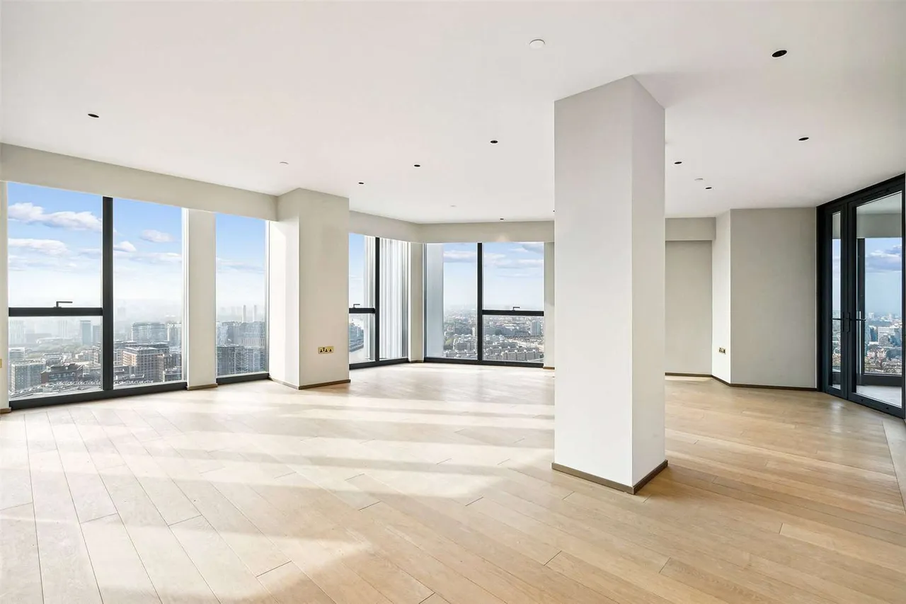 Nine Elms Lane, London, SW8 5RE, photo 3