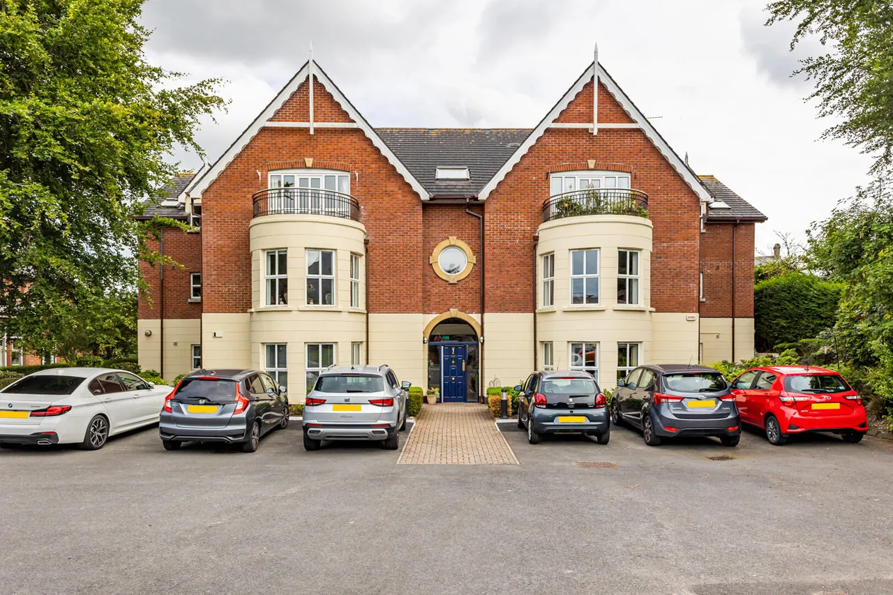 2 bed flat for sale, ballyholme road, bangor, BT20