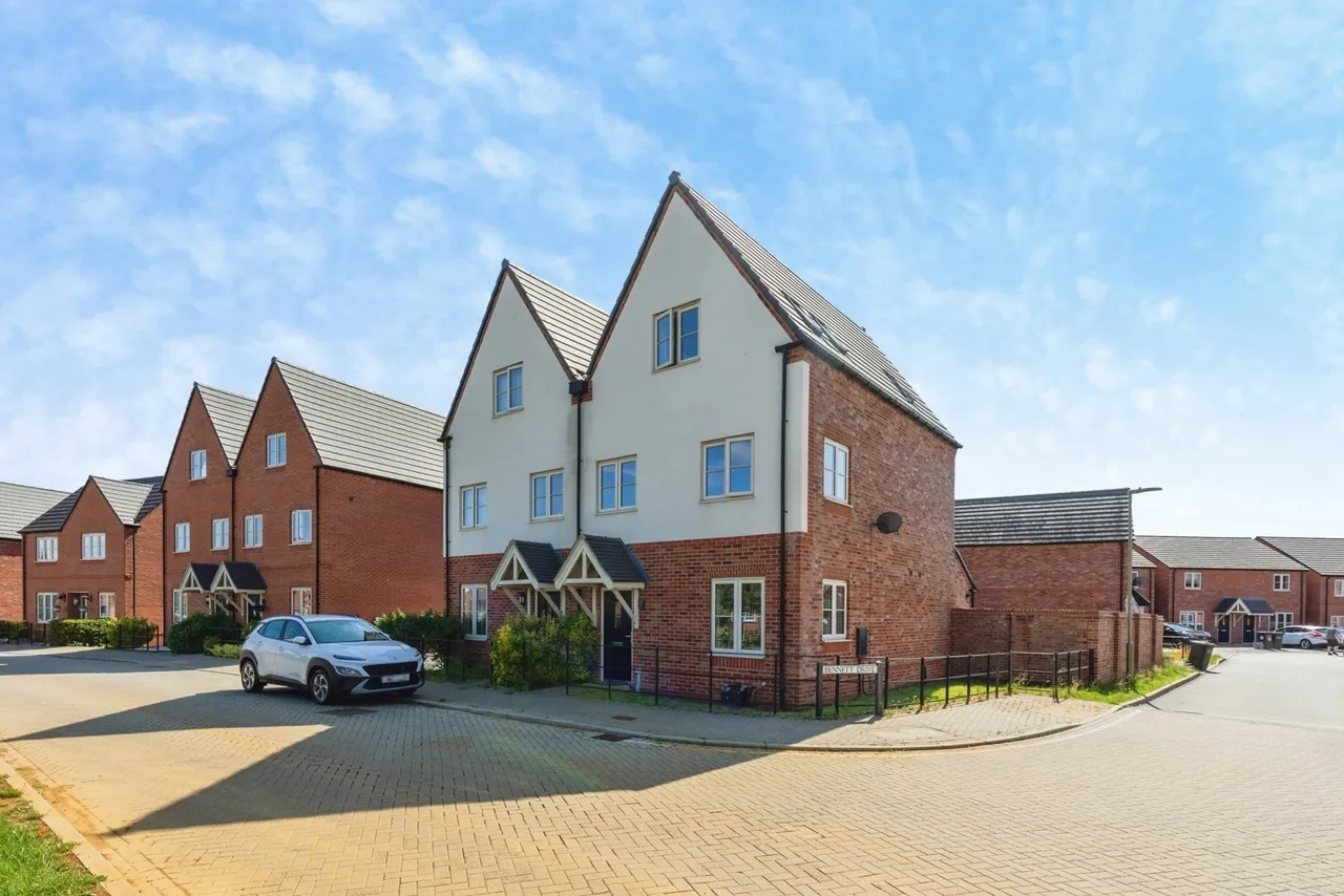 3 bed house for sale — Bailey Road, Banbury, Oxfordshire, OX16
