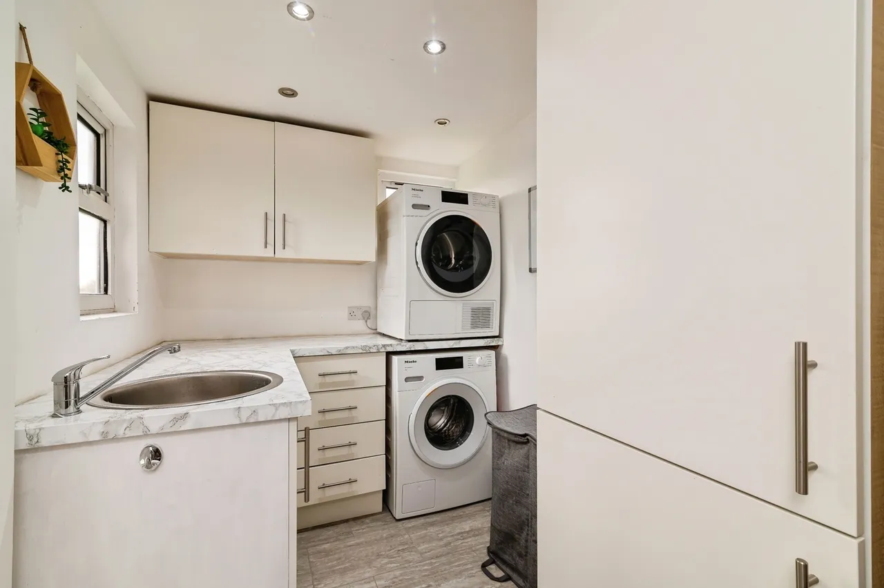 Meadow Close, Aslockton, NG13, photo 11