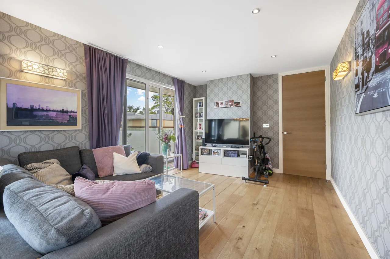 West Barnes Lane, Raynes Park, KT3, photo 20