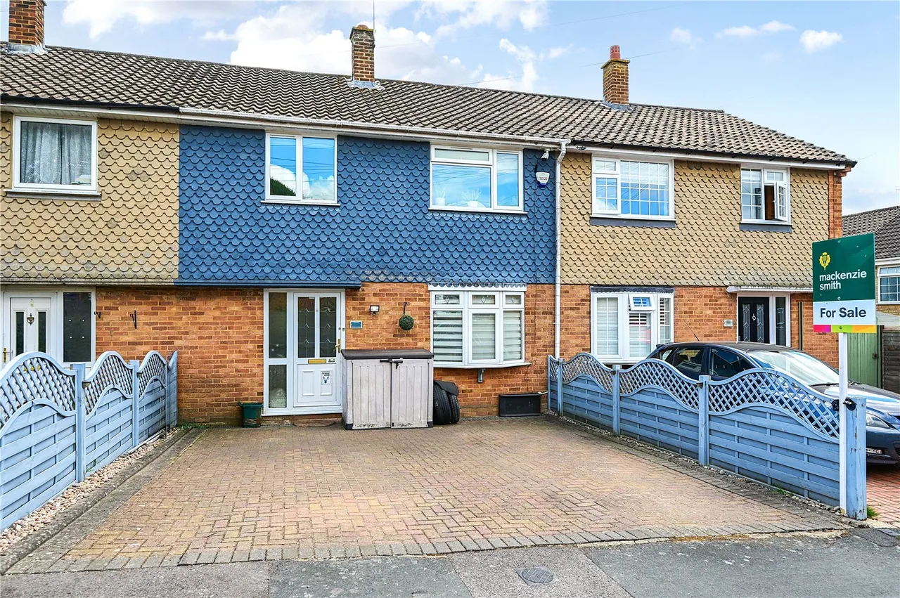 3 bed house for sale — Fairview Road, Ash, Guildford, Surrey, GU12 6AS