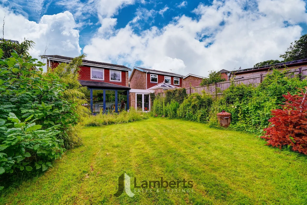 12 Alveston Close, Redditch, photo 22