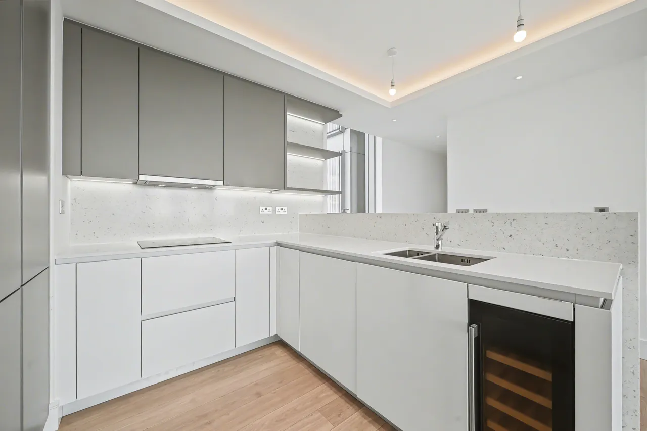 Carrara Tower, 1 Bollinder Place, London EC1V, photo 5