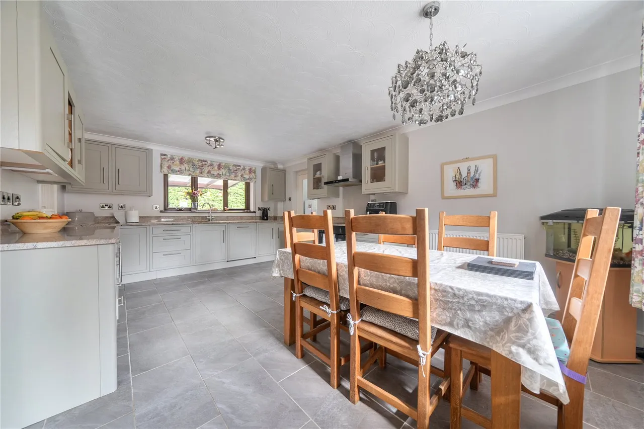 Court Close, Abermule, Montgomery, Powys, SY15 6NU, photo 5