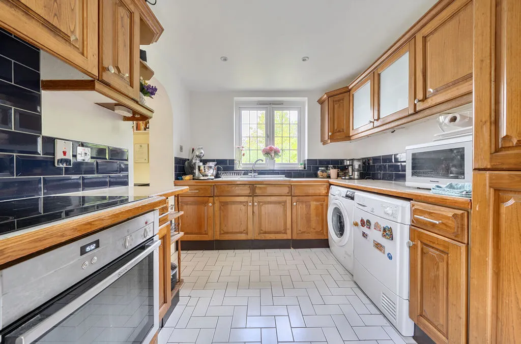 Grovelands Road, Purley CR8 4LB, photo 14