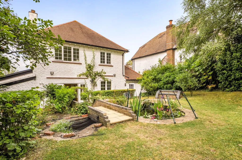 Grovelands Road, Purley CR8 4LB, photo 21