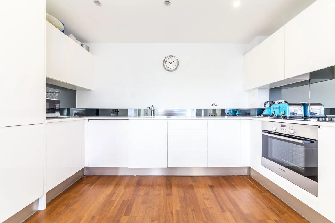 Cornmill House, London, photo 2