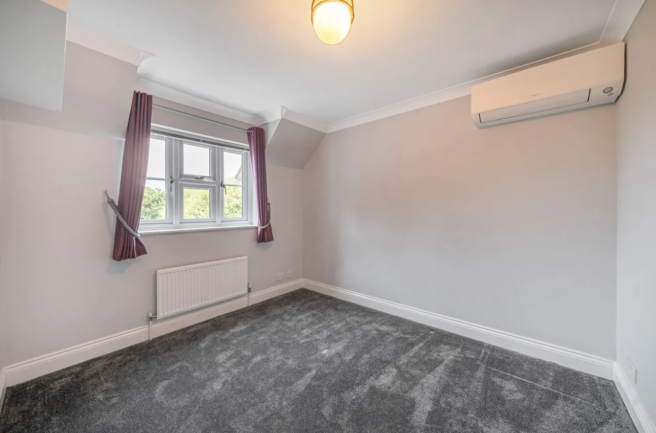 The Green, Frimley Green, Camberley, Surrey, GU16 6HF, photo 11