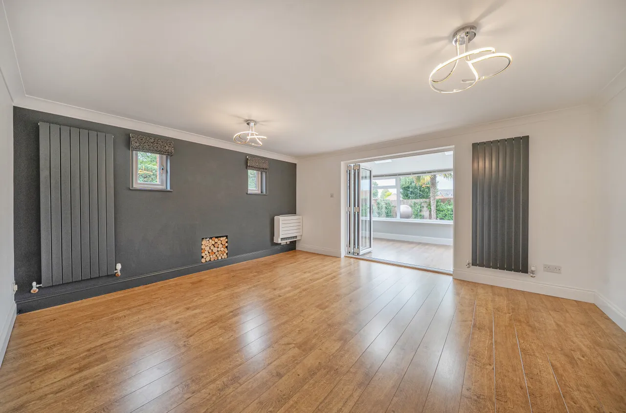 The Green, Frimley Green, Camberley, Surrey, GU16 6HF, photo 4