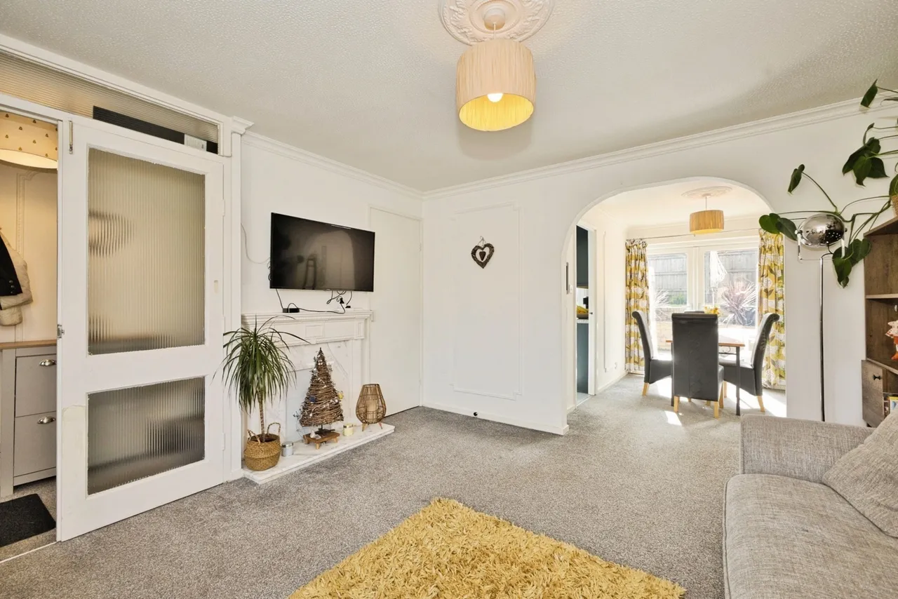 Golding Close, Wells, BA5, photo 2