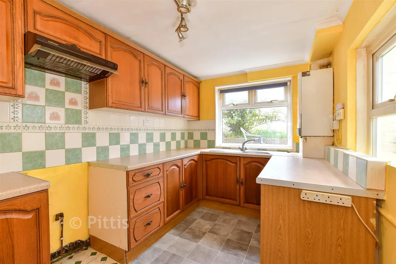 Hunnyhill, Newport, PO30, photo 3