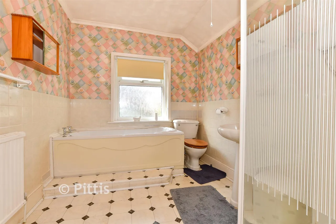 Hunnyhill, Newport, PO30, photo 9
