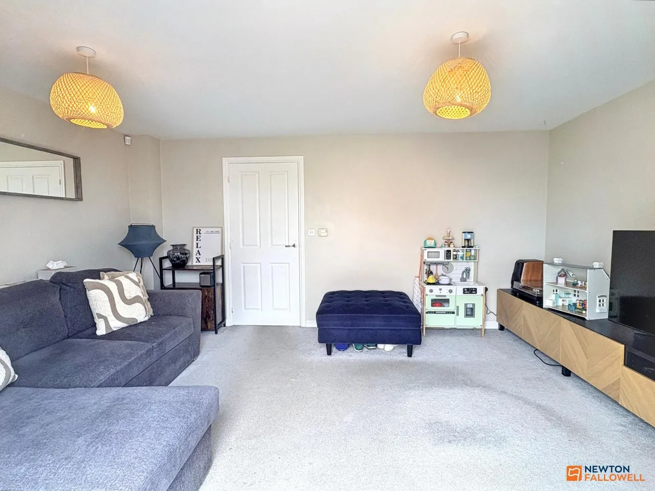 Blackham Road, Hugglescote, LE67, photo 2