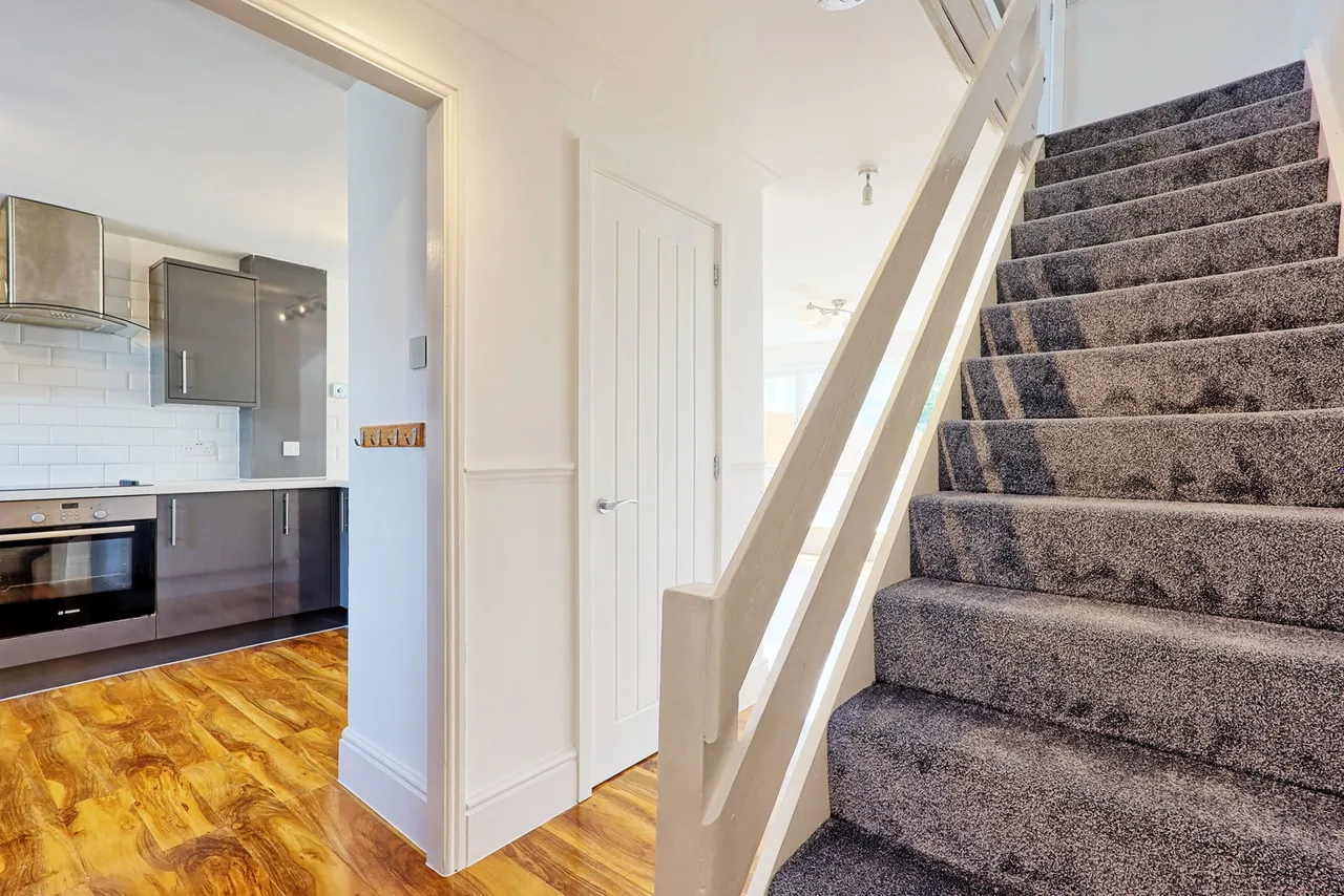Celandine Close, South Ockendon, Thurrock, RM15, photo 12