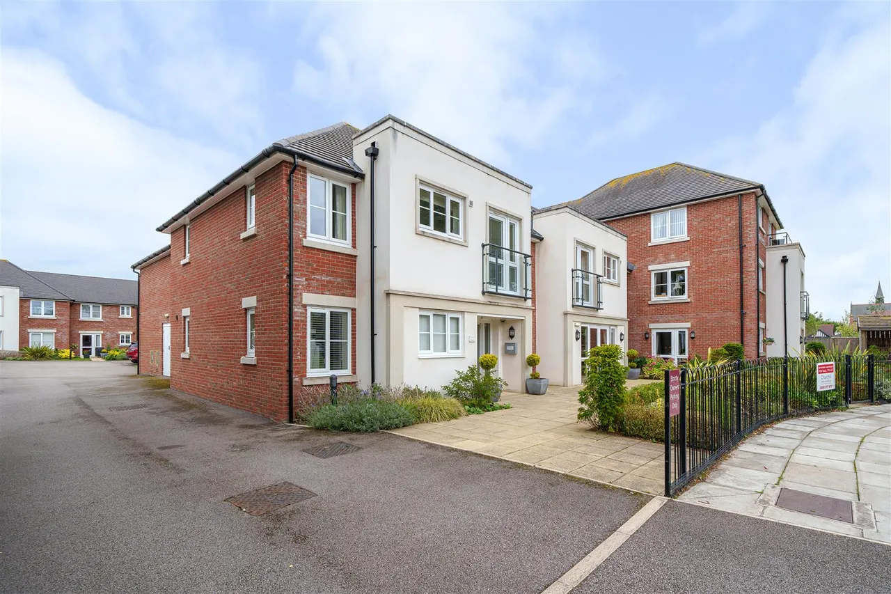 Lonsdale Road, Formby, L37, photo 19